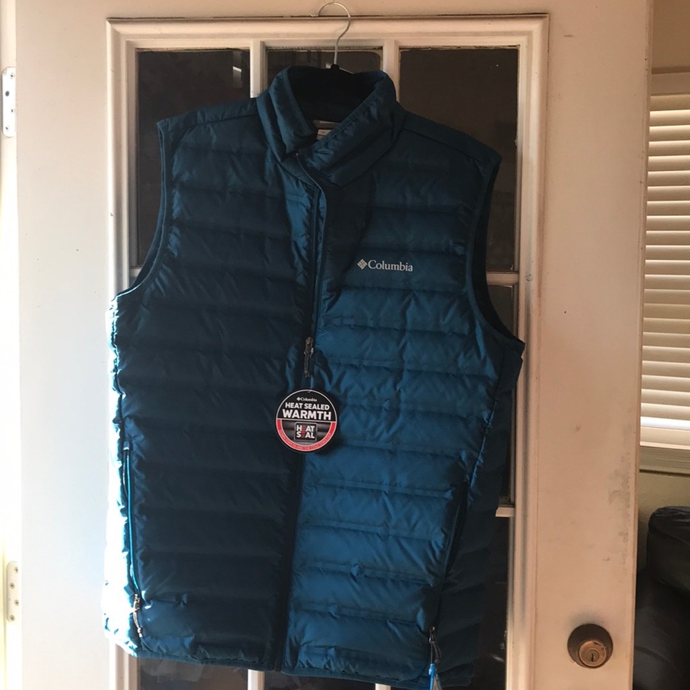 Men’s Columbia 650 down vest. NWT blue, size large